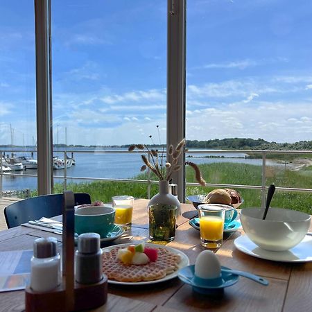 Bades Huk Marina Hotel Hohen Wieschendorf Ngoại thất bức ảnh
