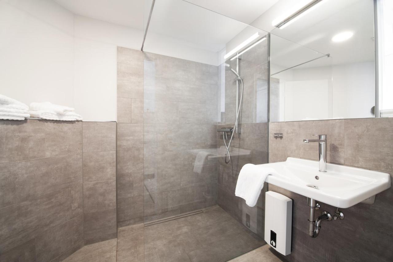 Bades Huk Marina Hotel Hohen Wieschendorf Ngoại thất bức ảnh